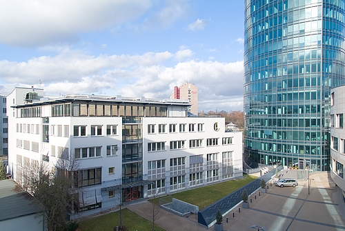 Zahnarzt im Synergiepark Stuttgart – die ideale Lösung für Berufstätige und Pendler